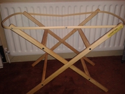 moses basket stand